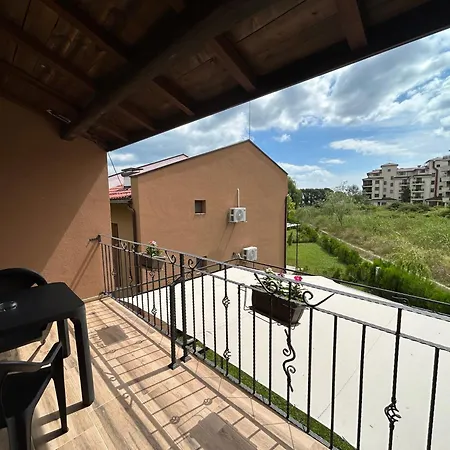 зора شقة شكوربيلوفتسي